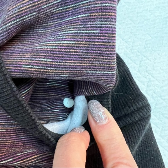 Lululemon Purple Scuba Hoodie Size 8 - Picture 5 of 5